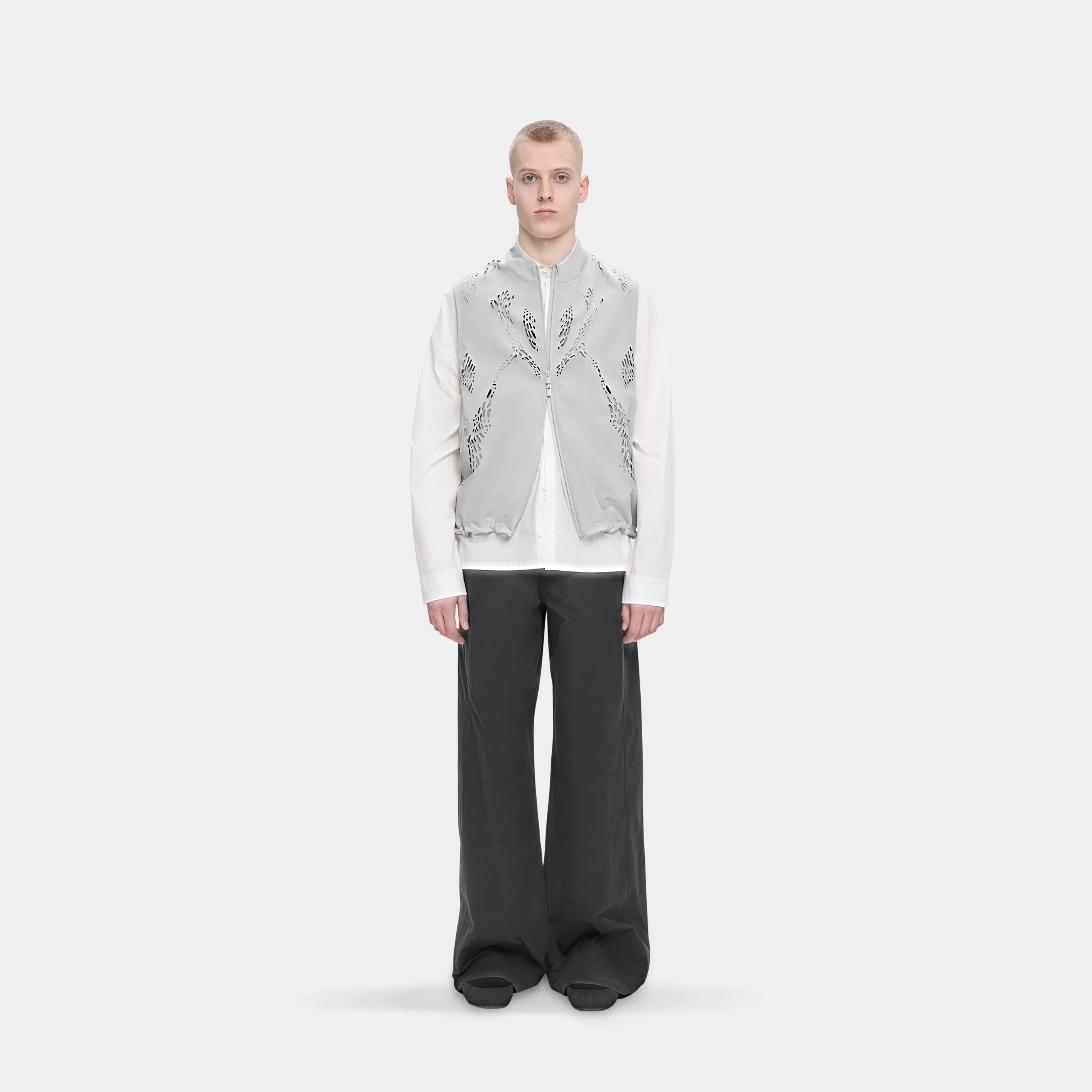 ROAN VEST - Image 2